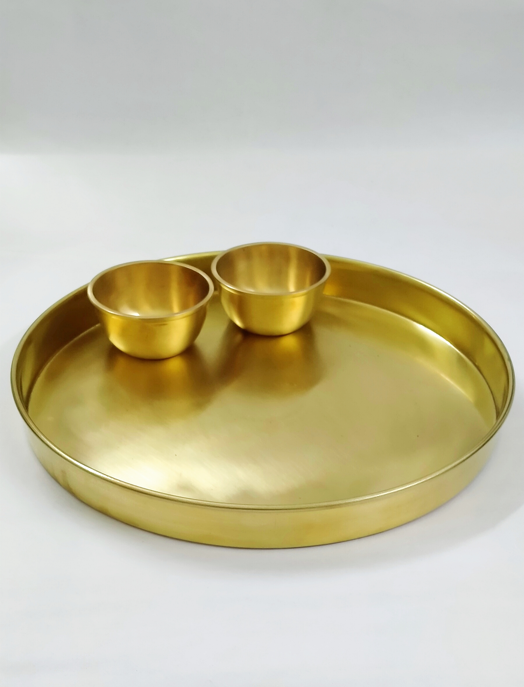Brass thali set