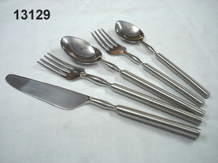 Hand made Stainless steel Cutlery 13129
